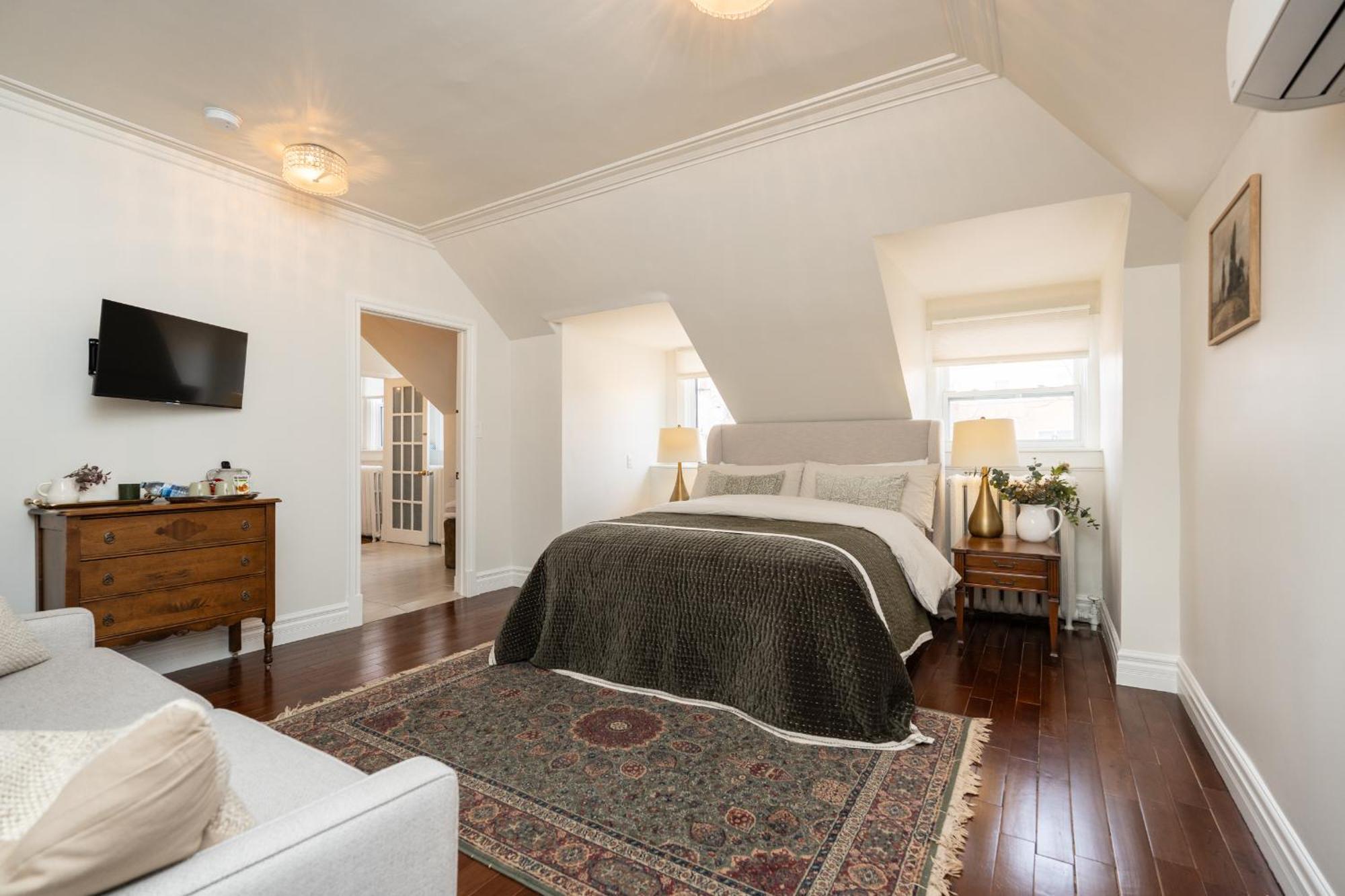No. 5 East Bed and Breakfast Winnipeg Eksteriør billede
